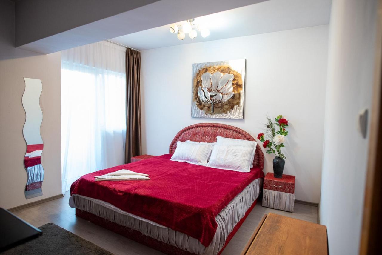 5 Bedrooms Luxury Apartment Villa Bucureşti Ngoại thất bức ảnh