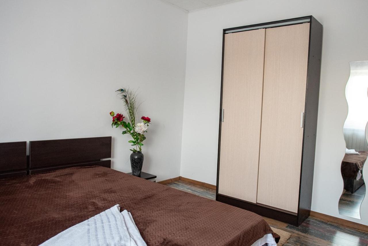 5 Bedrooms Luxury Apartment Villa Bucureşti Ngoại thất bức ảnh