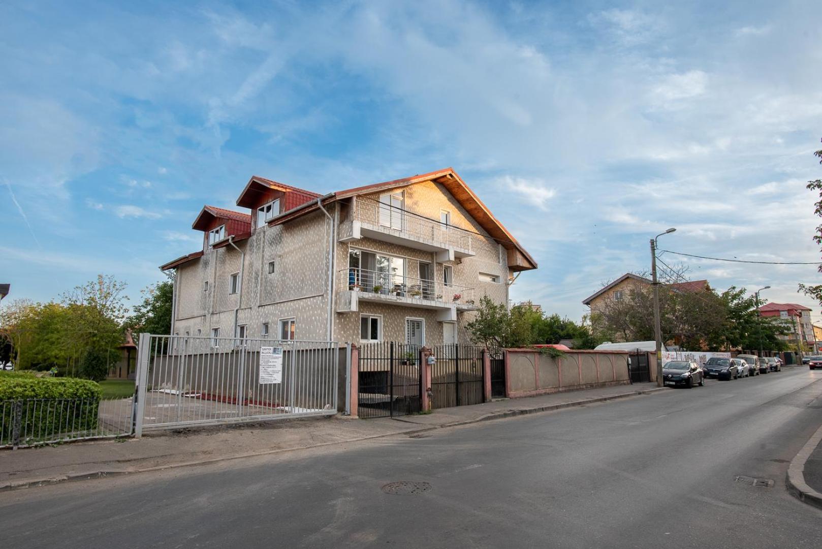 5 Bedrooms Luxury Apartment Villa Bucureşti Ngoại thất bức ảnh