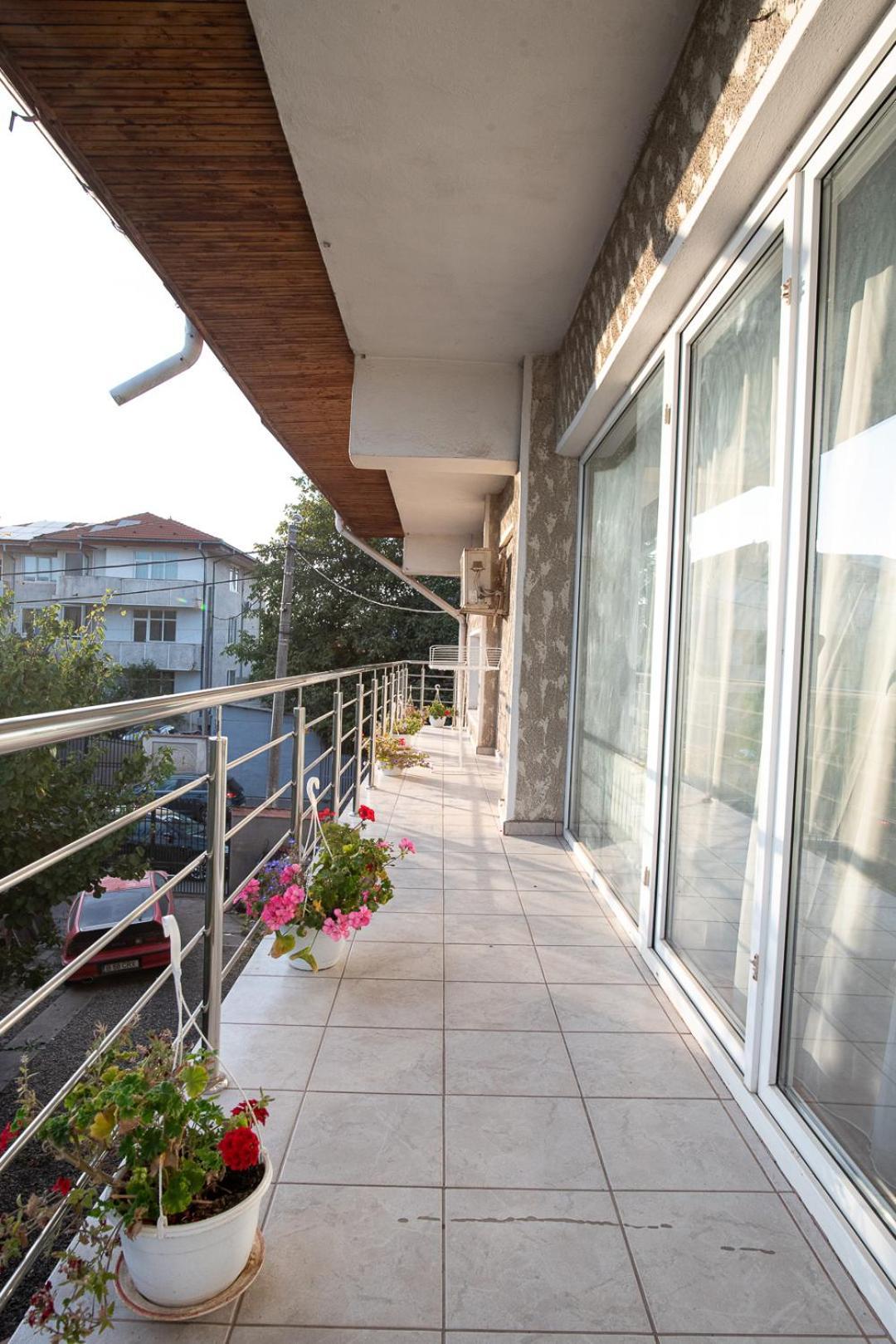 5 Bedrooms Luxury Apartment Villa Bucureşti Ngoại thất bức ảnh