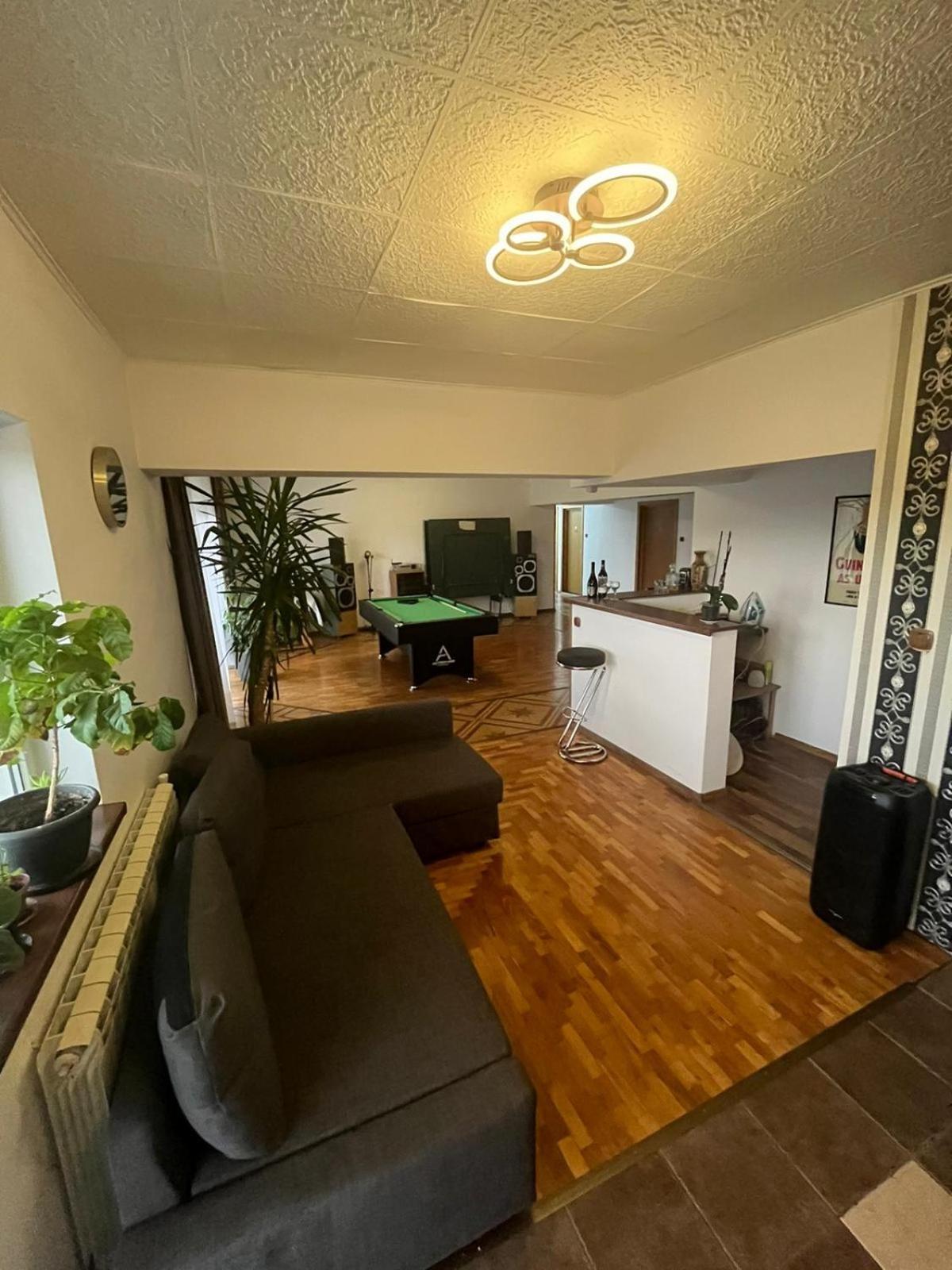5 Bedrooms Luxury Apartment Villa Bucureşti Ngoại thất bức ảnh