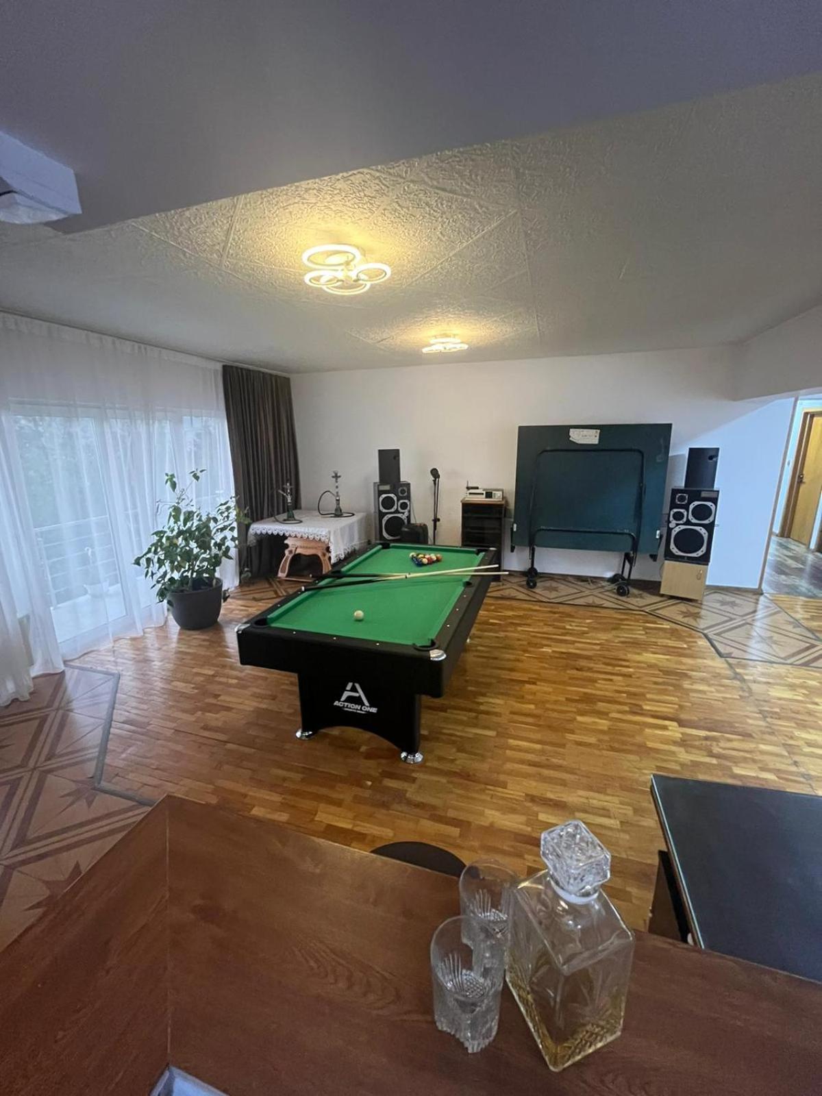 5 Bedrooms Luxury Apartment Villa Bucureşti Ngoại thất bức ảnh